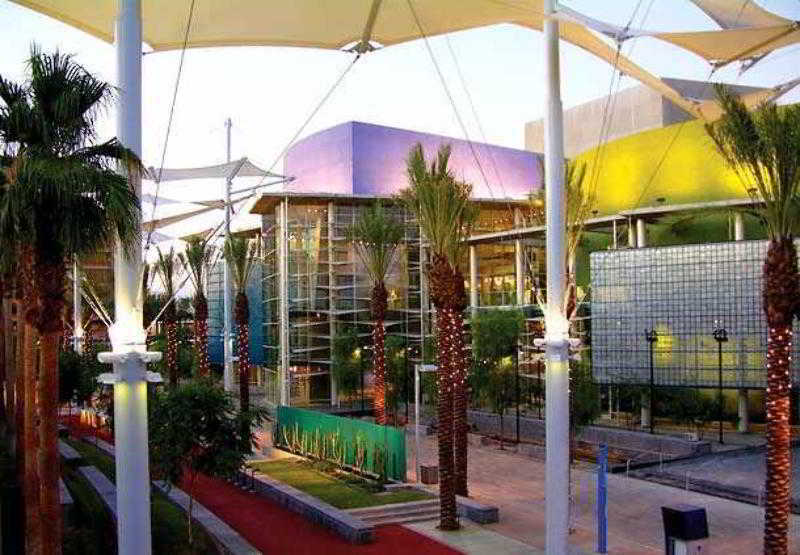 Courtyard By Marriott Phoenix Меса Екстериор снимка