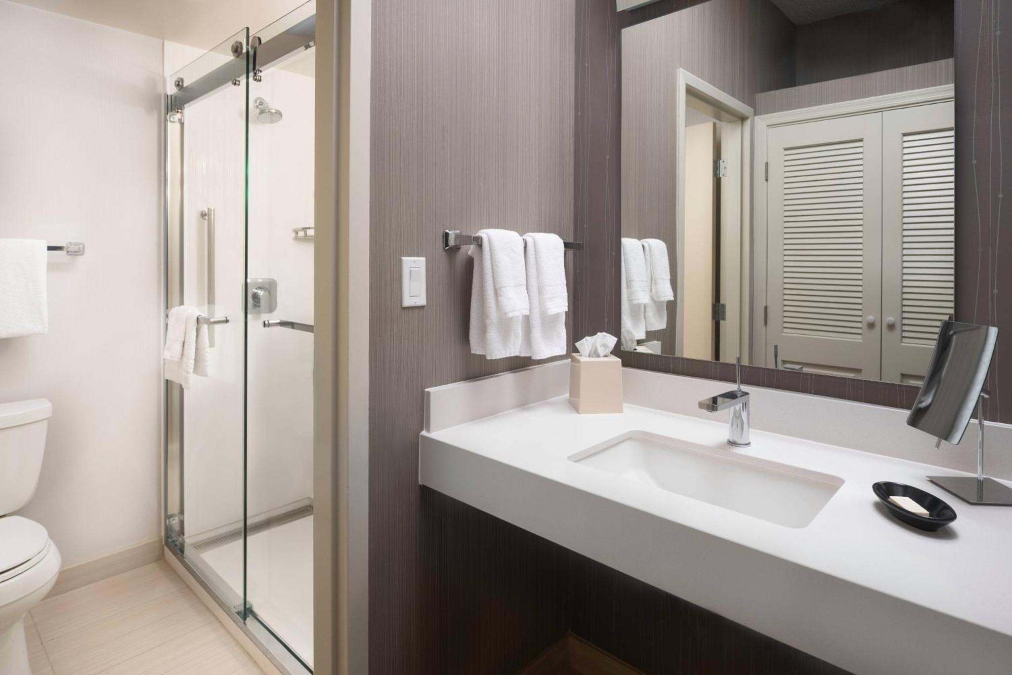 Courtyard By Marriott Phoenix Меса Екстериор снимка