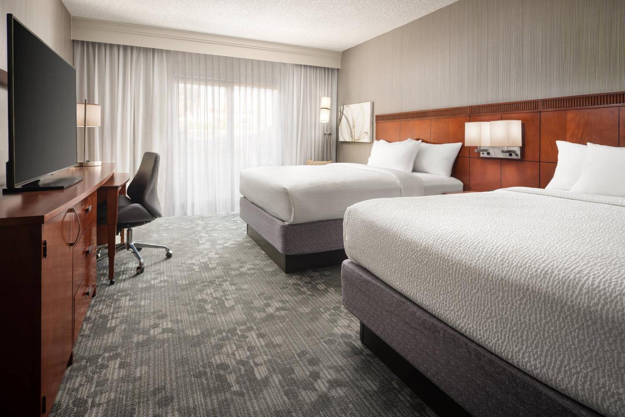 Courtyard By Marriott Phoenix Меса Екстериор снимка
