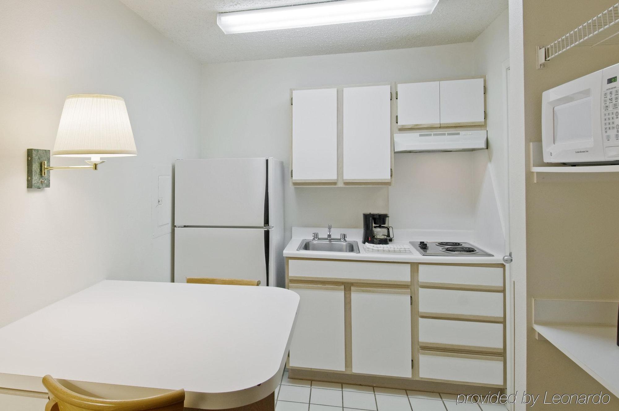 Courtyard By Marriott Phoenix Меса Екстериор снимка