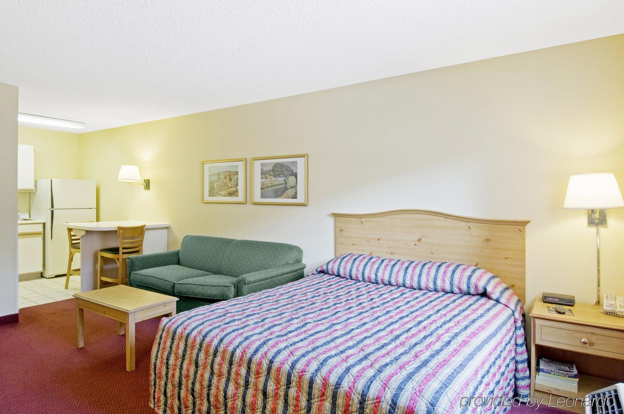 Courtyard By Marriott Phoenix Меса Екстериор снимка