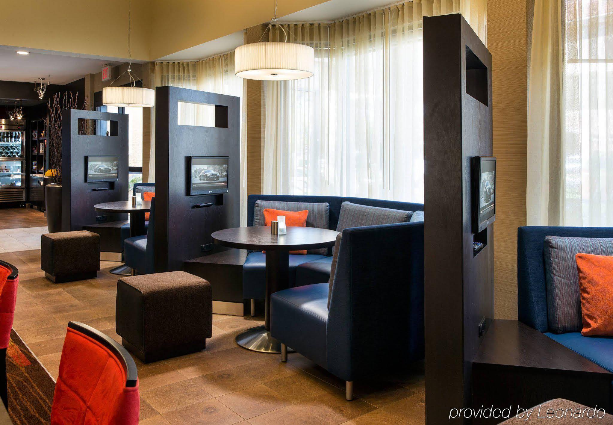 Courtyard By Marriott Phoenix Меса Екстериор снимка